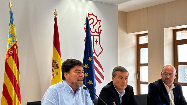 El alcalde de Alicante, Luis Barcala.