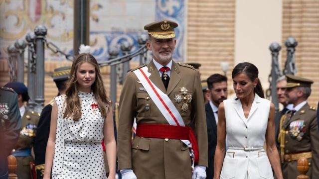 La Princesa Leonor, el Rey Felipe VI y la Reina Letizia, el pasado 7 d ejulio durante la entrega de Reales Despachos en la Academia General Militar de Zaragoza.