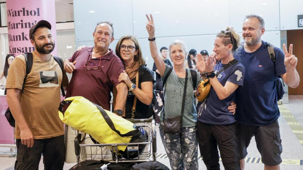 Tuiristas atrapados en Etiopía llegan a Barcelona.