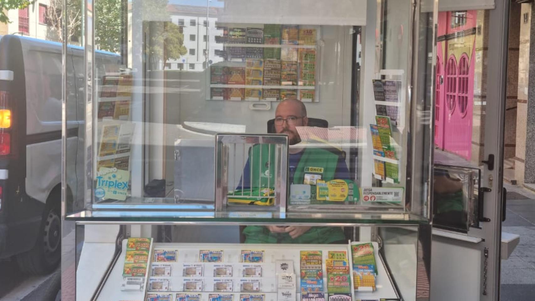 El vendedor de la ONCE Israel Poncela Rodríguez