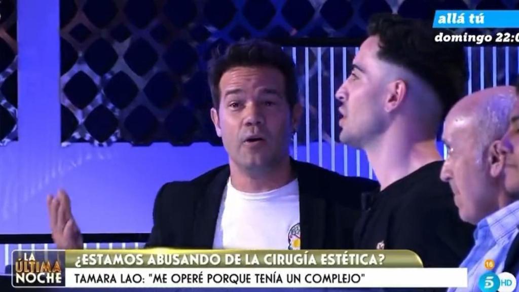 Los desafortunados chistes del cómico Juan Dávila que indignaron a Sandra Barneda en 'La última noche'