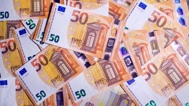 La millonada que costará a Castilla-La Mancha afrontar la subida de los tipos de interés