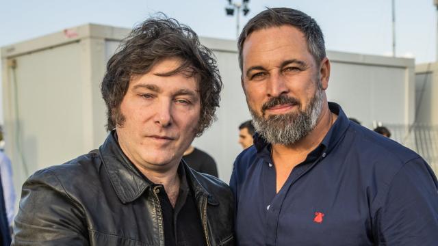 Santiago Abascal (d) y Javier Milei (i) se han encontrado en varias ocasiones