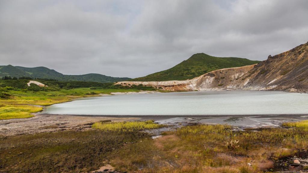 Caldera del volcán Golovnin, isla de Kunashir.