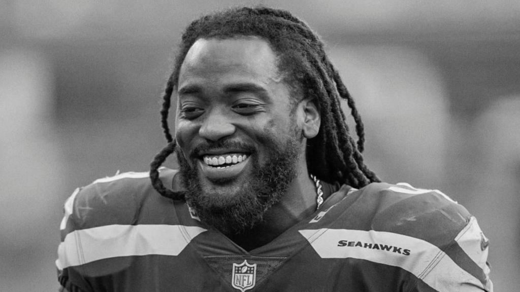 Alex Collins, exjugador de la NFL