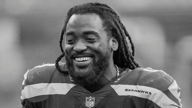 Alex Collins, exjugador de la NFL