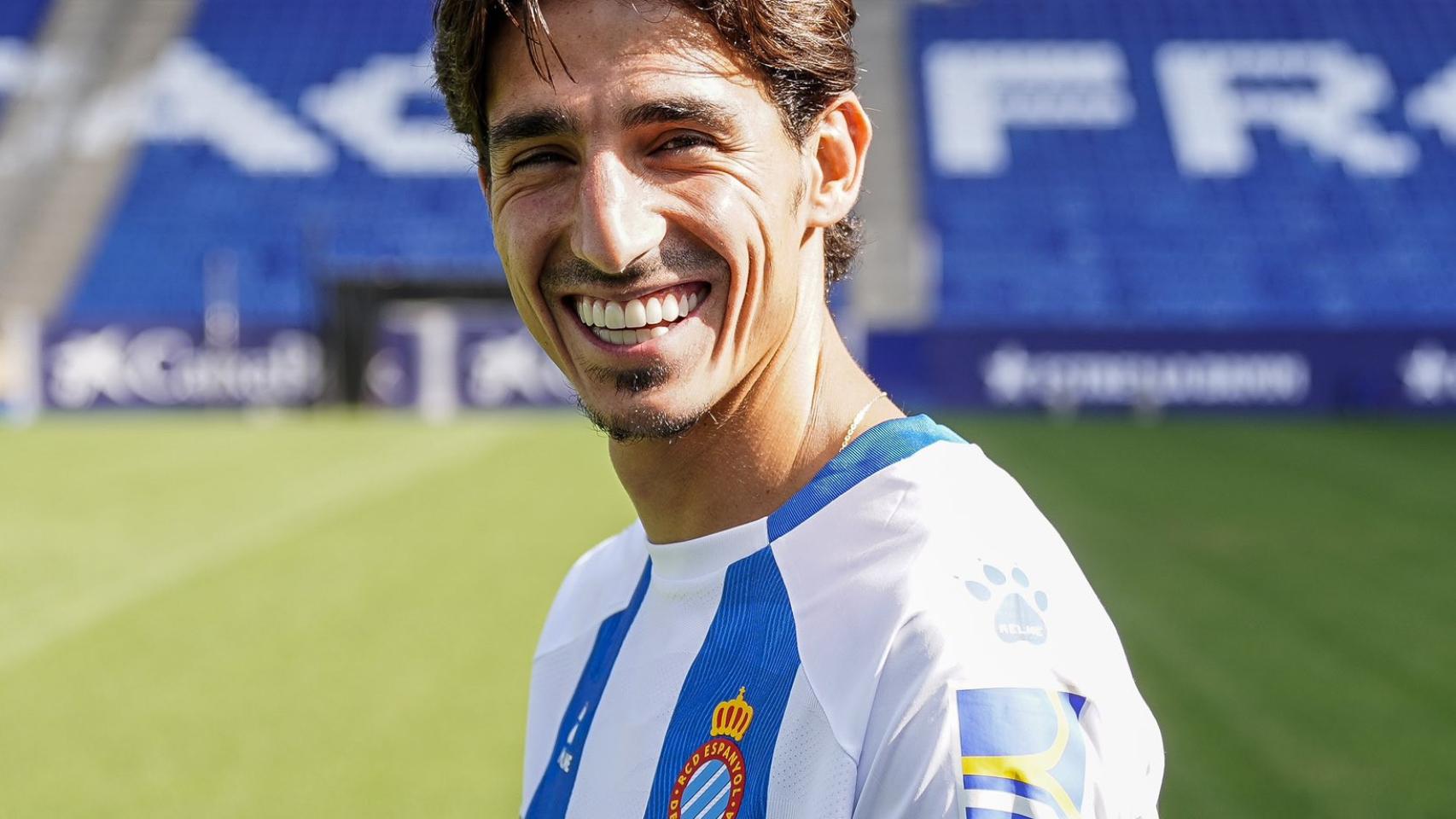 Pere Milla con la camiseta del Espanyol.