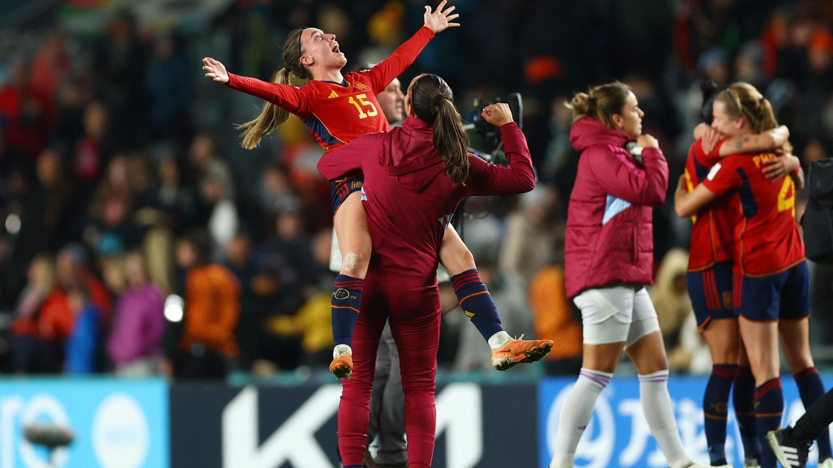 Las futbolistas de España celebran el pase a la final del Mundial
