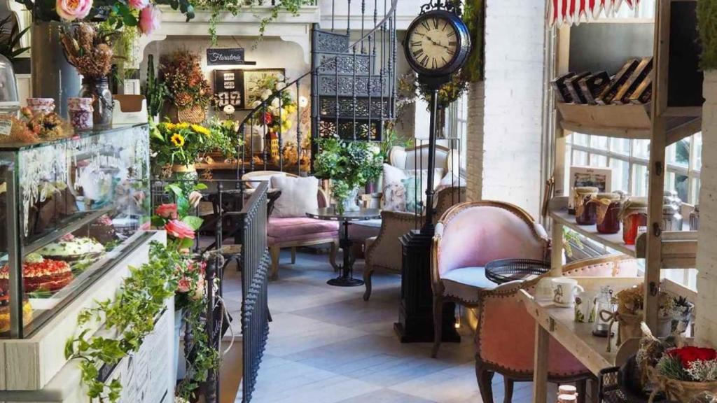 Floristería y salón de té Salón des Fleurs.
