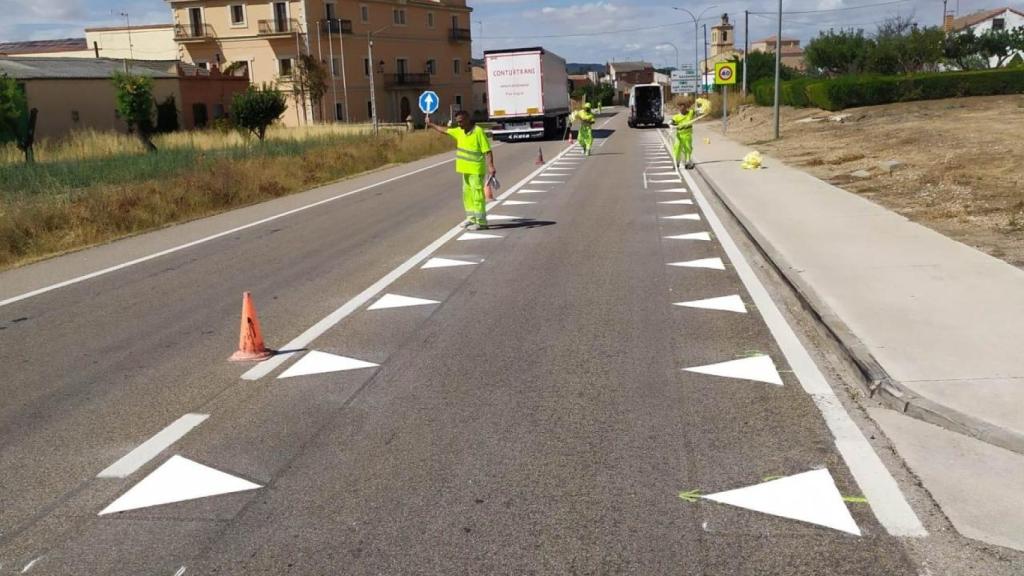 Nueva señalización de dientes de dragón de la DGT.