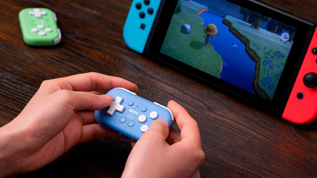 8BitDo Micro es un mando perfecto para llevar a cualquier sitio
