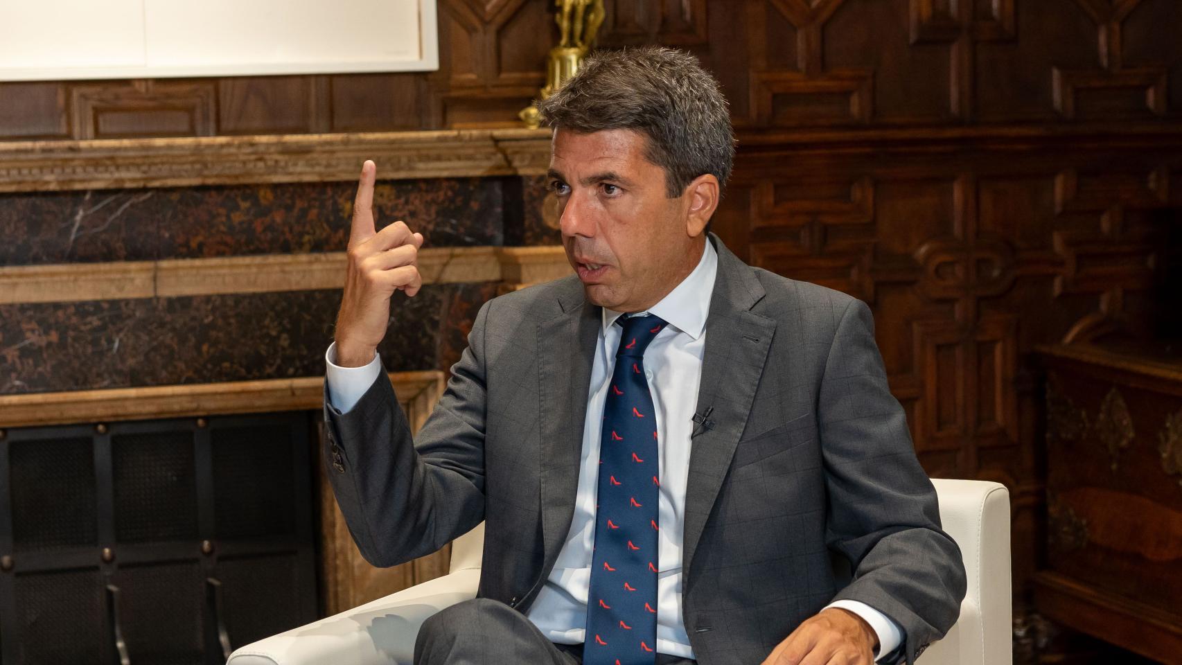 Carlos Mazón, en su despacho del Palau de la Generalitat Valenciana.
