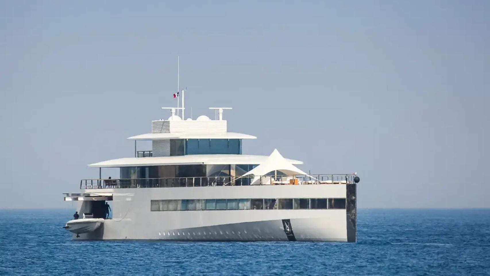Venus, yate de Steve Jobs