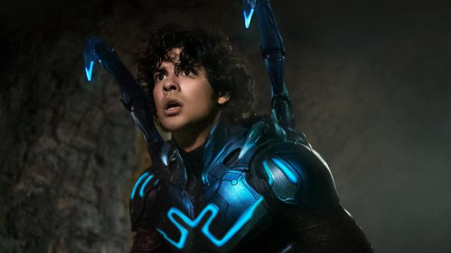 Crítica: 'Blue Beetle', un fascinante y nostálgico reinicio para el universo DC que celebra la cultura latina
