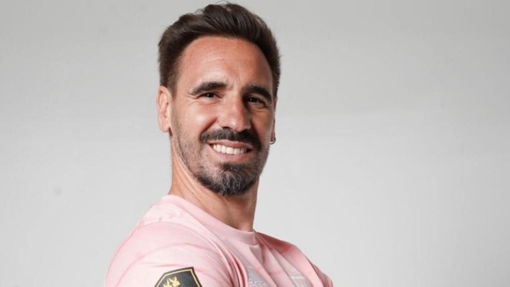 Borja Fernández con la camista de la Kings League