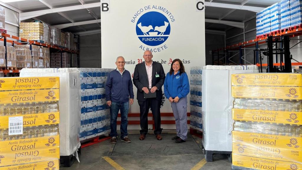 Mercadona dona productos de primera necesidad al Banco de Alimentos de Albacete. - MERCADONA