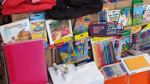 Piden material escolar para donar a las familias más necesitadas de Toledo