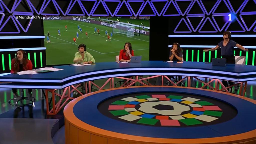 Plató de TVE donde se comentaba la final del Mundial femenino.
