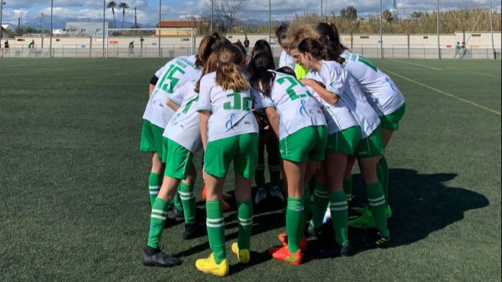 Las chicas a las que entrena Rocío.