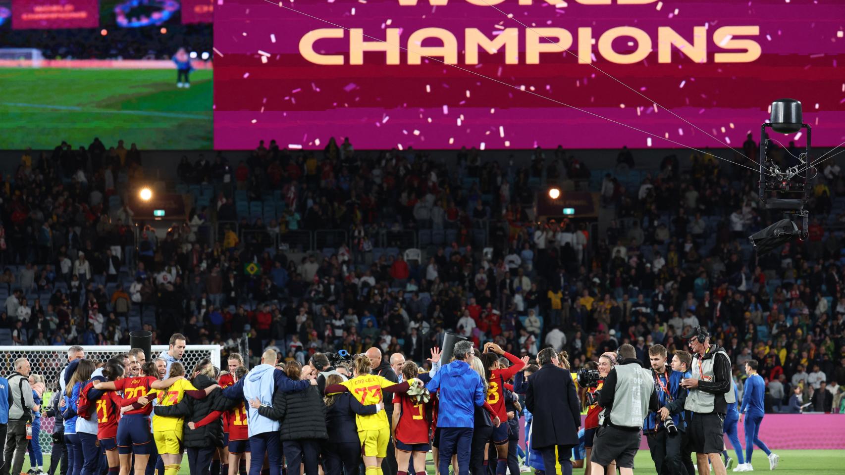 Las futbolistas de España celebran el Mundial
