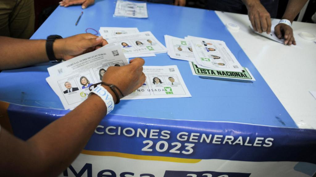Una urna en Ciudad de Guatemala.