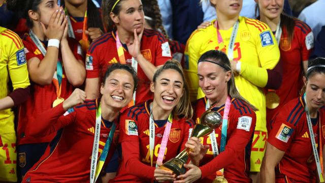 Las futbolistas de la Selección celebran tras ganar el Mundial