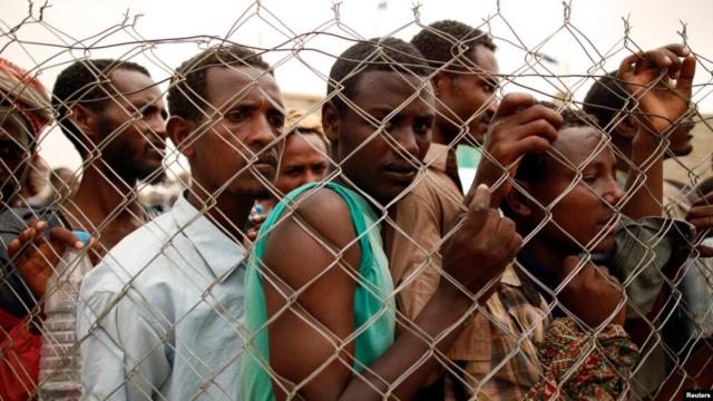 Inmigrantes etíopes en la frontera saudí-yemení el 16 de marzo de 2022.