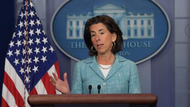 La secretaria de Comercio de Estados Unidos, Gina Raimondo. Imagen de archivo.