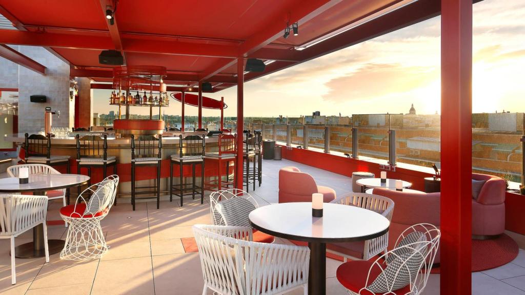 La terraza RT60 del Hard Rock Hotel Madrid.