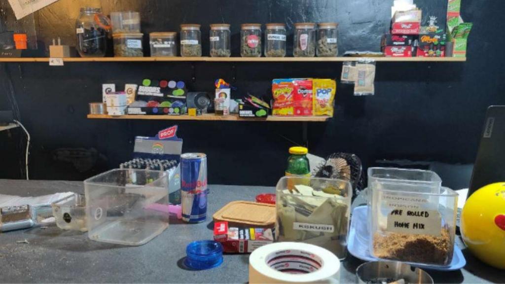 Las sustancias encontradas en el club y facilitadas por la Policía Local.