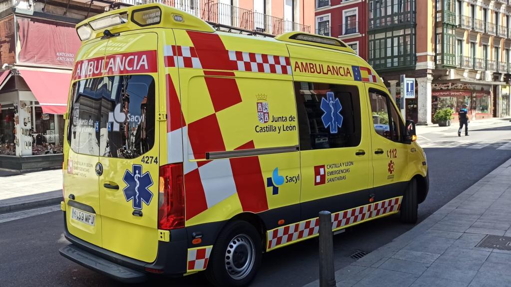 Una ambulancia del Sacyl del Servicio de Emergencias del 112