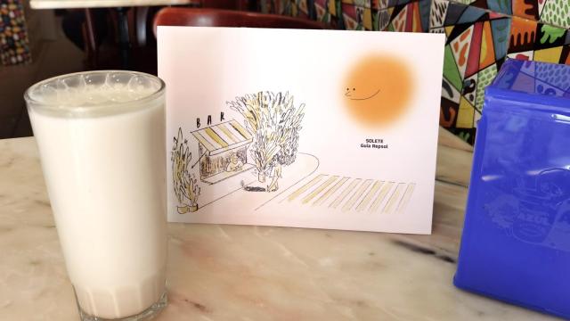 La veterana horchatería Azul ha recibido el Solete de Repsol este 2023.