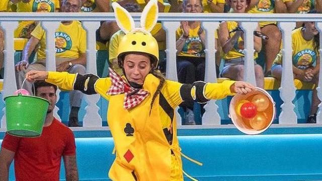 Una concursante participando en una de las pruebas.