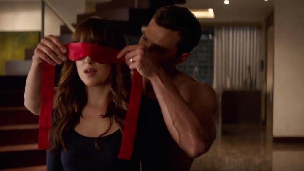 Escena de la película 'Cincuenta sombras de Grey'. Foto: Europa Press