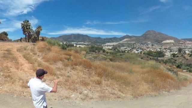Vista de parte de los terrenos del futuro parque de Benalmádena.