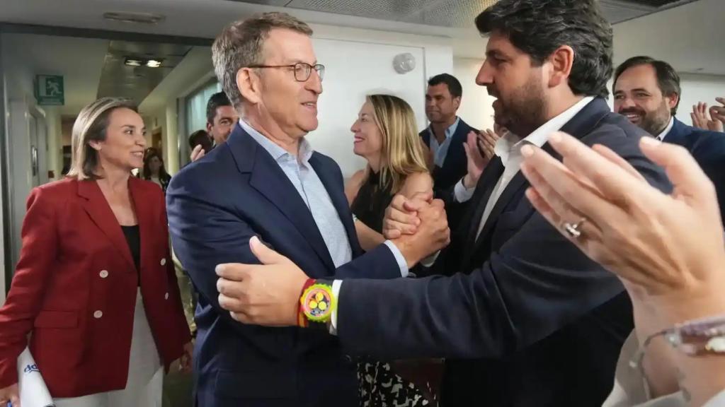 López Miras convocará a Vox la próxima semana para ofrecer un pacto: estos son los 2 escenarios