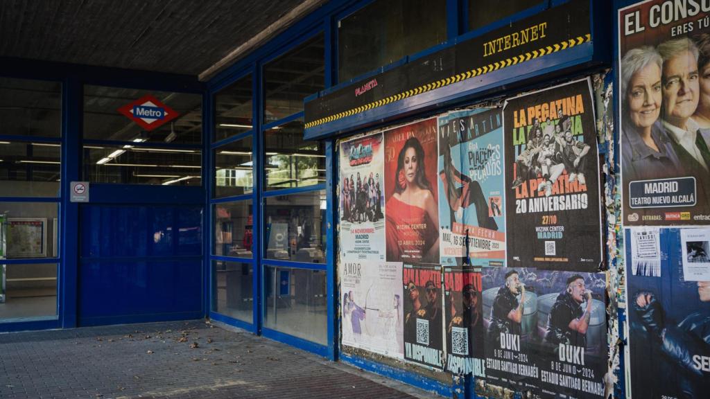 Una tienda vacía en el Metro de Aluche.