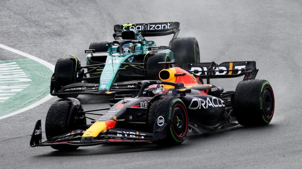 Fernando Alonso y Max Verstappen