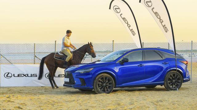 Lexus es vehículo oficial de carreras de caballos de Sanlúcar de Barrameda.