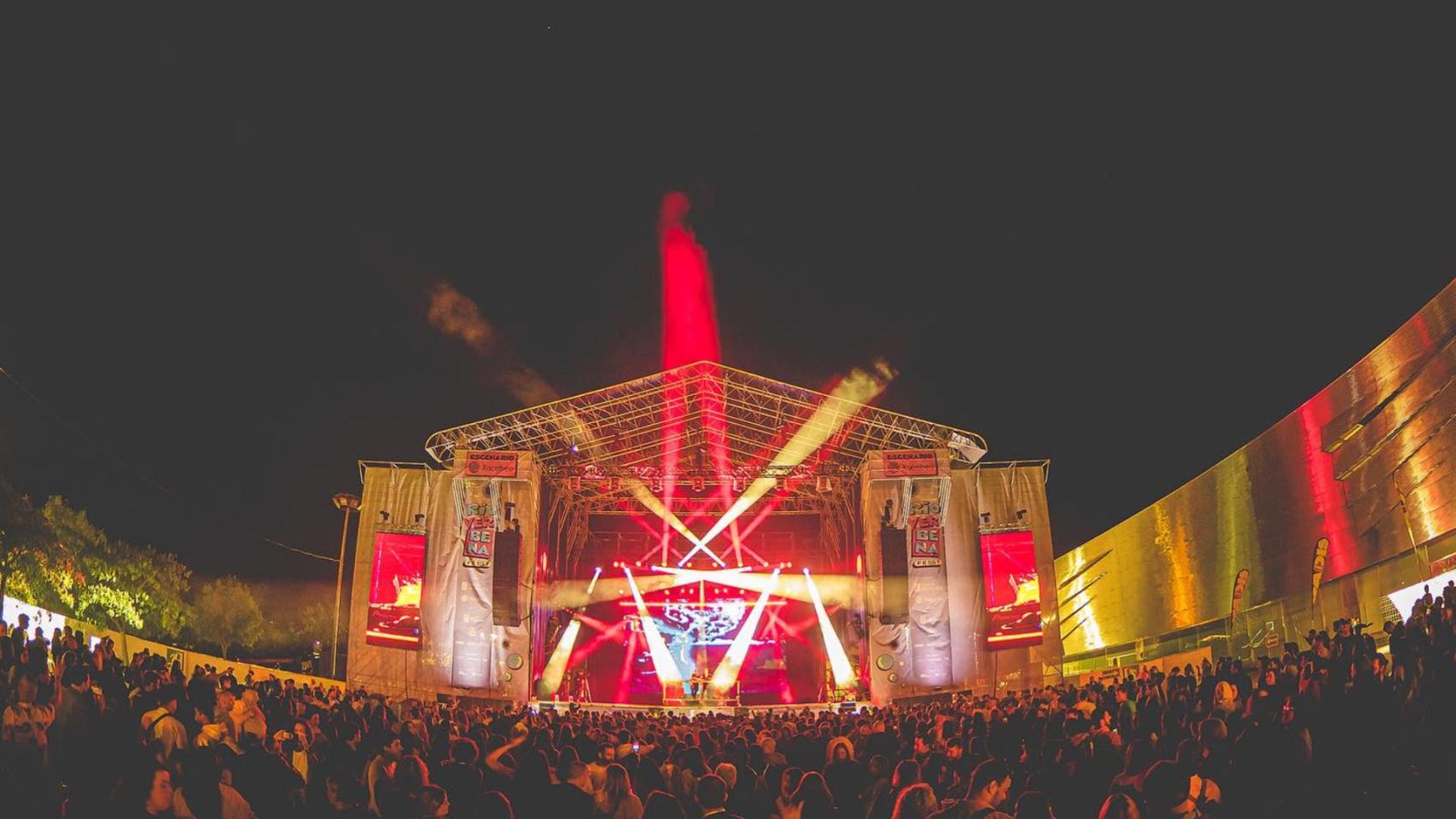 Vetusta Morla y Xoel López emocionan al público del Río Verbena Fest de Pontevedra