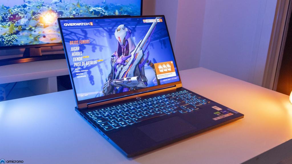 Lenovo Slim 7i.