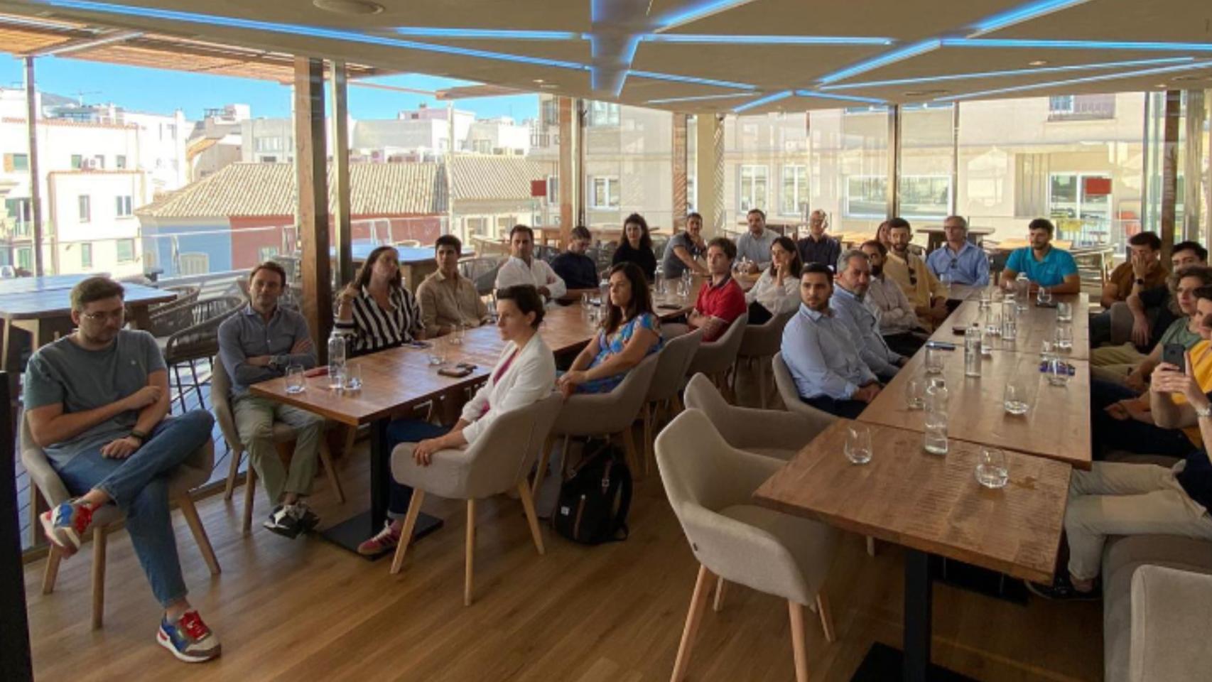 El primer desayuno de 'impacto' coorganizado por Zubi.