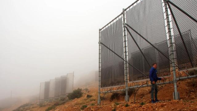 Redes para captar agua de la niebla