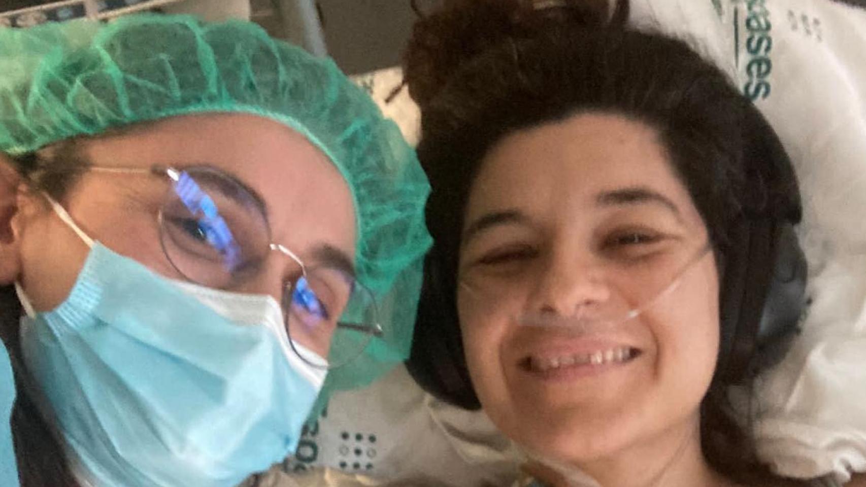 Nerea Pérez de las Heras, presentadora de 'La Ser', en el hospital tras serle amputada una pierna.