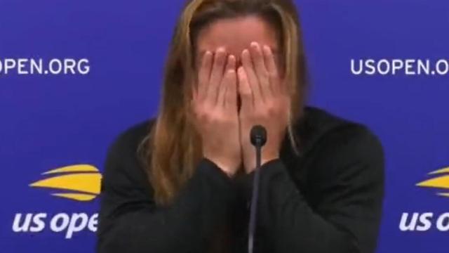 Maria Sakkari, a punto de llorar tras su derrota.