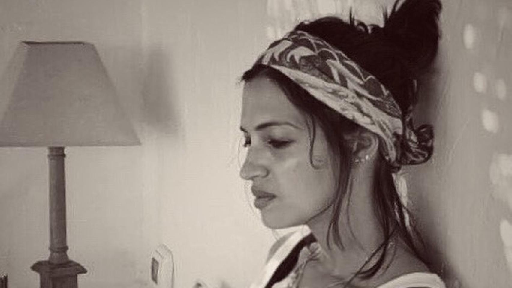 Imágenes del día: Sara Carbonero propone arder mientras lee en la cama