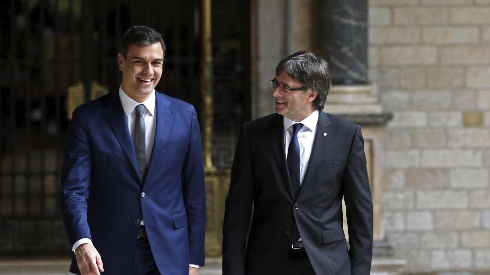 Pedro Sánchez y Carles Puigdemont.