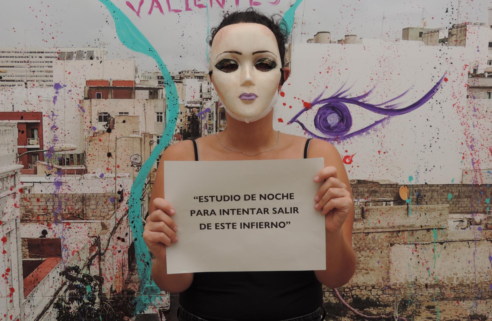 Una de las mujeres que acude al Centro Lugo.