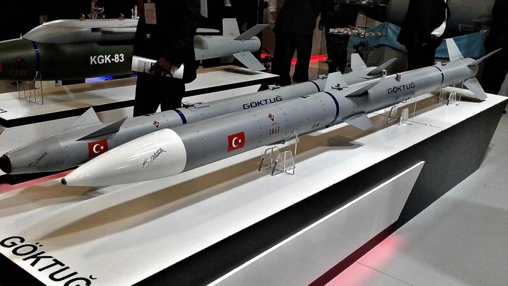 Misil aire-aire clase Goktug compatible con el dron Akinci