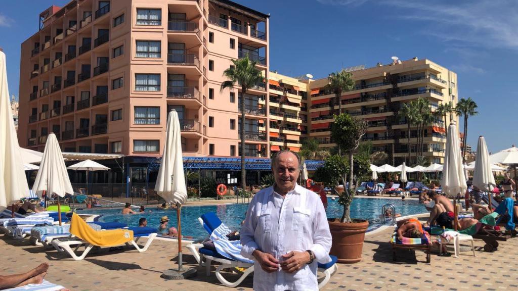Miguel Sánchez en el hotel Amaragua.